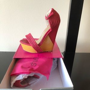 Pink sandal wedges